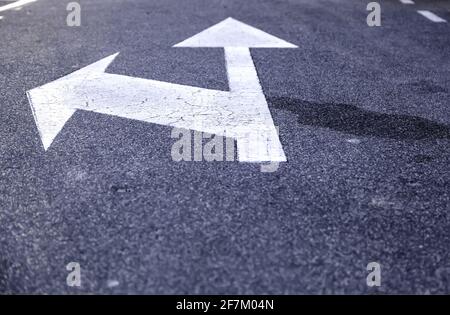 Detail der Verkehrsschilder für Fahrzeuge, Informationen Stockfoto