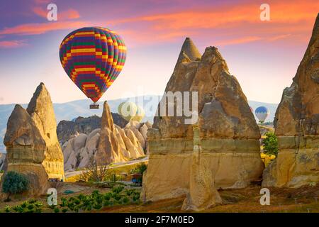 Heißluft-Ballon, Göreme, Kappadokien, Türkei Stockfoto