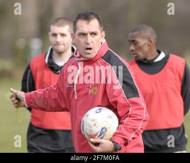 MARTIN ALLEN MANAGER VON MK DONS 13/2/2007 BILD DAVID ASHDOWNMARTIN ALLEN Stockfoto