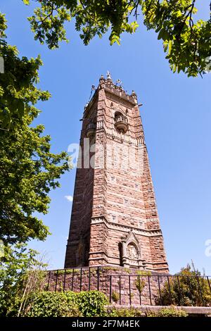 Cabot Tower im Brandon Hill Park, Bristol Großbritannien – der 105 Meter hohe Turm wurde 1897 erbaut, um der Reise des Entdeckers John Cabot aus Bristol zu gedenken Stockfoto