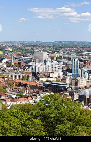 Central Bristol UK - vom Cabot Tower in Brandon Hill Park, Bristol UK aus gesehen Stockfoto