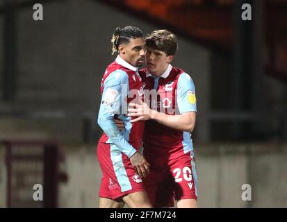 Aktenfoto vom 23-03-2021 von Devarn Green von Scunthorpe United (links). Bilddatum: Dienstag, 23. März 2021. Ausgabedatum: Donnerstag, 8. April 2021. Stockfoto