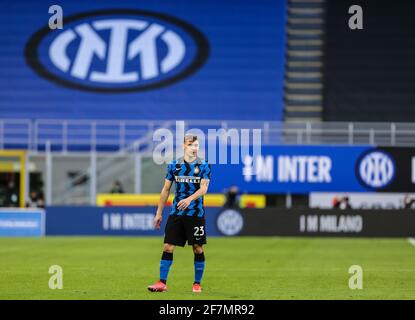 Mailand, Italien. April 2021. Nicolo Barella vom FC Internazionale während des Fußballspiels der Serie A 2020/21 zwischen dem FC Internazionale und Sassuolo im San Siro Stadium (Endstand; FC Internazionale 2:1 Sassuolo) (Foto von Fabrizio Carabelli/SOPA Images/Sipa USA) Credit: SIPA USA/Alamy Live News Stockfoto