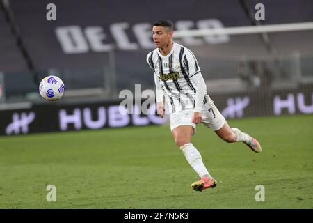 Turin, Italien. April 2021. Cristiano Ronaldo (Juventus FC) während Juventus FC vs SSC Napoli, Italienischer Fußball Serie A Spiel in Turin, Italien, April 07 2021 Quelle: Independent Photo Agency/Alamy Live News Stockfoto