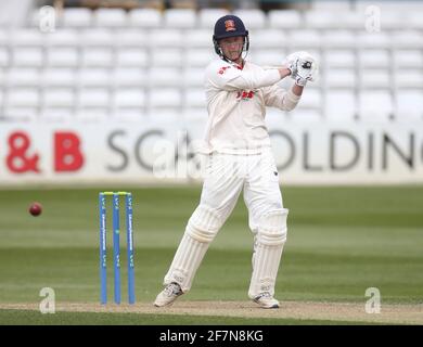 Chelmsford, Großbritannien. April 2021. CHELMSFORD ENGLAND - 08. APRIL: Essex's Tom Westley während des Championship Day einer von vier zwischen Essex CCC und Worcestershire CCC auf dem Cloudfm County Ground am 08. April 2021 in Chelmsford, England Credit: Action Foto Sport/Alamy Live News Stockfoto