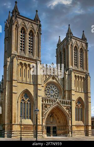 Bristol Kathedrale im Herzen der Innenstadt Stockfoto