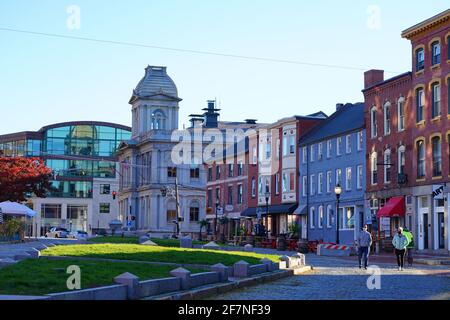 PORTLAND, ME -10 Okt 2020- Blick auf das Wahrzeichen des United States Custom House am Wasser in Portland, Maine, USA. Stockfoto