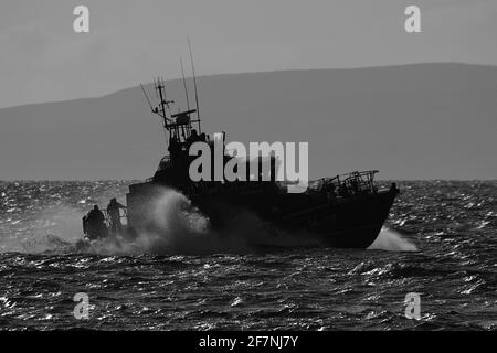 RNLB Jim Moffat (14-38), ein Rettungsboot der Trent-Klasse, das von der Royal National Lifeboat Institution (RNLI) in Ayr während der Scottish Airshow 2015 betrieben wird Stockfoto