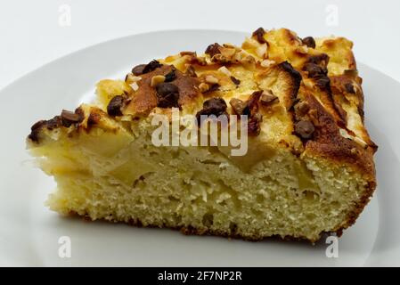 Köstliche Scheibe Apfelkuchen auf einem Teller. Seitenansicht Stockfoto