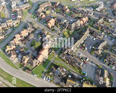 Luftaufnahme der modernen gepflegten Wohnanlage am frühen Morgen So Stockfoto