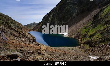 Estany Negre See, in der Nähe des Comapedrosa Gipfels (Andorra, Pyrenäen) ESP: Estany Negre, Cerca de la cumbre del Comapedrosa (Andorra, Pirineos) FR: Stockfoto