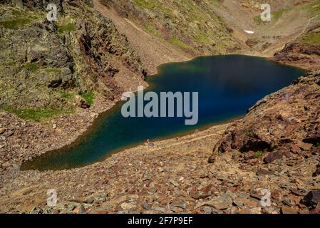 Estany Negre See, in der Nähe des Comapedrosa Gipfels (Andorra, Pyrenäen) ESP: Estany Negre, Cerca de la cumbre del Comapedrosa (Andorra, Pirineos) FR: Stockfoto