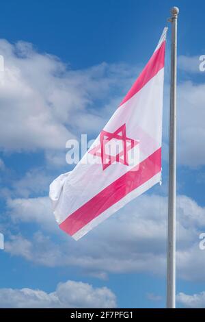 Anti-Korruptions-Protest gegen Premierminister Netanjahu und seine großen Korrupten Regierung EINE Gruppe von Aktivisten [bekannt als die Pink Flags Movement] verwenden Stockfoto