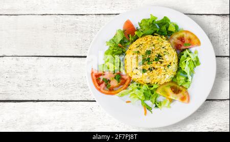 Codfish Bras (Bacalhau a Bras). Portugiesische Küche. Stockfoto