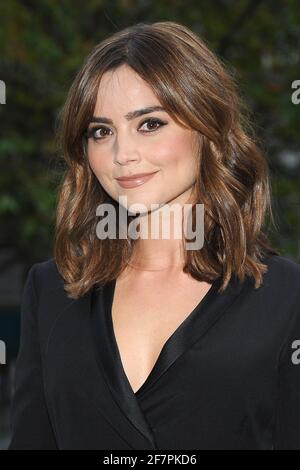 Jenna Coleman nimmt an der Doctor Who Series 8 West End TV Premiere am Odeon Leicester Square in London Teil. 23. August 2014 © Paul Treadway Stockfoto