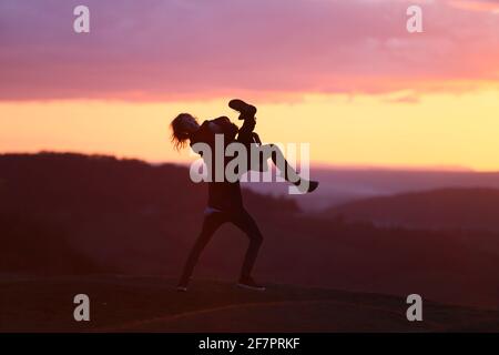 Spielen auf Birdlip Hill, Gloucester Stockfoto