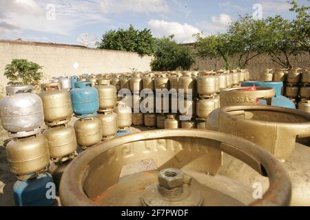 Eunapolis, bahia / brasilien - 16. märz 2010: Blick auf den Weiterverkauf von Gasküchen in der Stadt Eunapolis. *** Ortsüberschrift *** . Stockfoto