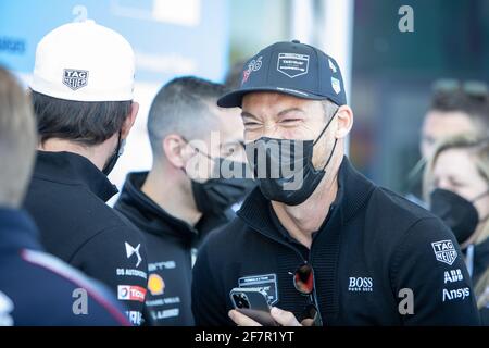 Rom, Italien. April 2021. 9. April 2021, Rom, Circuito di Roma, ABB Formel E WM Rom: # 36 Andre Lotterer (GER), Team Tag Heuer Porsche hat Spaß mit seinen Kollegen (Schweiz/Kroatien OUT) Quelle: SPP Sport Pressefoto. /Alamy Live News Stockfoto