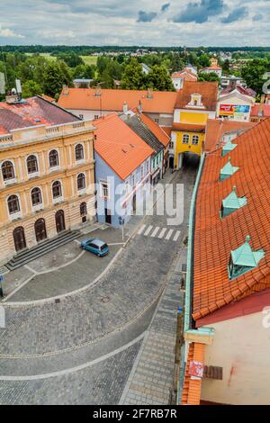 TREBON, TSCHECHISCHE REPUBLIK - 14. JUNI 2016: Luftaufnahme der Altstadt von Trebon, Tschechische Republik. Stockfoto