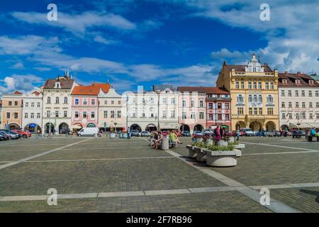 CESKE BUDEJOVICE, TSCHECHISCHE REPUBLIK - 14. JUNI 2016: Gebäude am Premysl Otakar II. Platz in Ceske Budejovice. Stockfoto