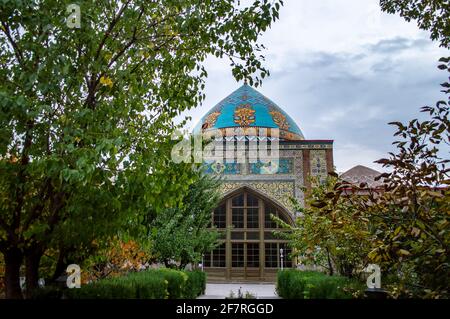 Blaue Moschee, eine persische Moschee in Jerewan, Armenien. Die Blaue Moschee ist die einzige aktive Moschee in Armenien. Stockfoto