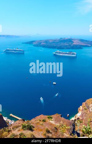 Ägäis von Santotini Island, Griechenland. Landschaft, malerische Aussicht Stockfoto