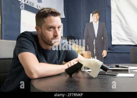 CODY WILSON, ein in Austin ansässiger 3D-Waffendesigner und Waffenaktivist, wird am 2. August 2018 in seinem ehemaligen Büro bei Defense Distributed, einem in Texas ansässigen Unternehmen, das Open Source-3D-Waffendesigns entwickelt und veröffentlicht, gezeigt. Trotz strafrechtlicher Probleme im Jahr 2018 ist Wilson noch immer im Geschäft mit einem texanischen Unternehmen namens Ghost Gunner, Inc Stockfoto