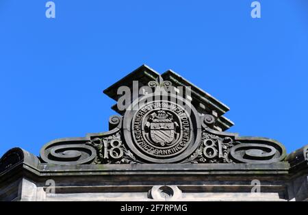 Ehemaliges Bankgebäude in Macclesfield in der heutigen Zeit Wird als Stadtbibliothek genutzt Stockfoto