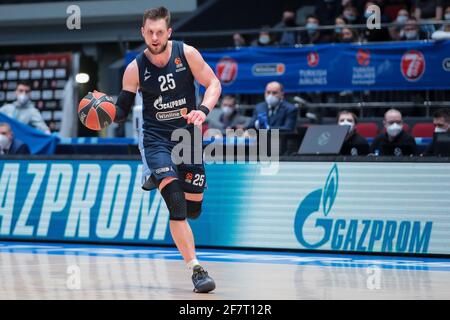 09-04-2021: Basketbal: BC Zenit Saint Petersburg / Maccabi Tel Aviv: Sint Petersburg SAINT PETERSBURG, RUSSLAND - 9. APRIL: Mateusz Ponitka von BC Zenit während des EuroLeague-Spiels der Turkish Airlines zwischen Zenit St. Petersburg und Maccabi Playtika Tel Aviv am 9. April 2021 im Ubileyny Sport Palace in Sankt Petersburg, Russland (Foto: Anatoly Medved/Orange PicBilder) Stockfoto