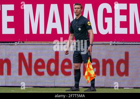 KERKRADE, NIEDERLANDE - APRIL 9: Assistenzreferent Michael Osseweijer während des niederländischen Keukenkampioendivisie-Spiels zwischen Roda JC Kerkrade und Almere Stockfoto