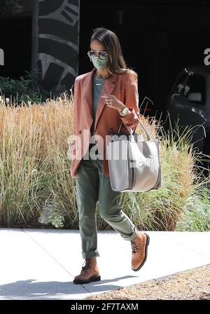 Los Angeles, Ca. April 2021. Jessica Alba beim Besuch ihrer Honest Company in Los Angeles, Kalifornien, am 9. April 2021. Quelle: Mpi999/Media Punch/Alamy Live News Stockfoto