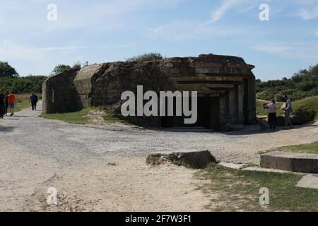 NORMANDIE, FRANKREICH - 24. Aug 2019: Bunker im 2. Weltkrieg in der Normandie, Frankreich. Stockfoto