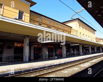 Der Bahnhof, Pisa, Italien Stockfoto