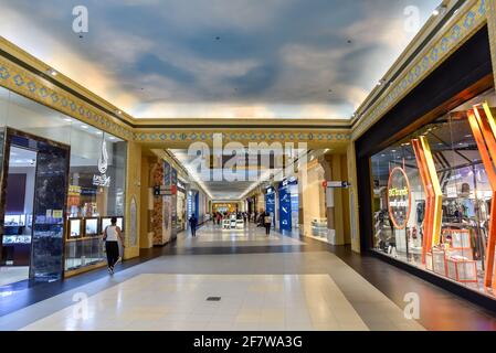 Ibn Battuta Mall, Dubai, Vereinigte Arabische Emirate, 29. März 2021, Das Innere der Ibn Battuta Mall ist eines der schönsten Einkaufszentren in Dubai, Stockfoto