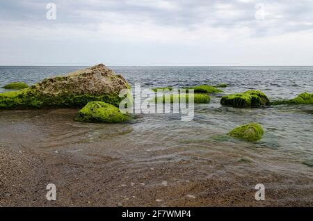 Schöne bulgarische Erholungsorte Landschaften in den glänzenden Sommertag Stockfoto