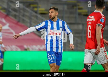 Odense, Dänemark. April 2021. Bashkim Kadrii (12) von ob beim 3F Superliga-Spiel zwischen Odense Boldklub und Vejle Boldklub im Nature Energy Park in Odense. (Foto: Gonzales Photo/Alamy Live News Stockfoto