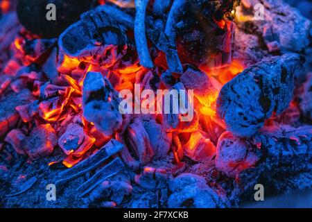 Feuer glühende Kohlen, Glut Stockfoto
