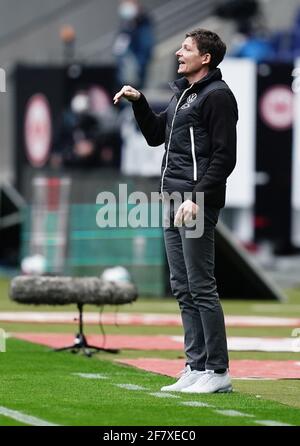 firo 04/10/2021 Fußball, Fußball 1. Bundesliga, Saison 2020/2021 Eintracht Frankfurt - VfL Wolfsburg Oliver Glasner, Trainer, von, VfL Wolfsburg, Geste, Die ganze Zahl der weltweiten Nutzung Stockfoto