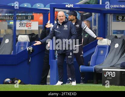 London, England, 10. April 2021. Mark Warburton Manager von QPR während des Sky Bet Championship-Spiels im Kiyan Prince Foundation Stadium, London. Bildnachweis sollte lauten: David Klein / Sportimage Kredit: Sportimage/Alamy Live News Stockfoto