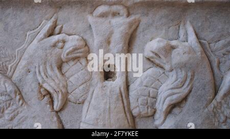 Detail des Grabes in der Kathedrale von salerno, italien Stockfoto