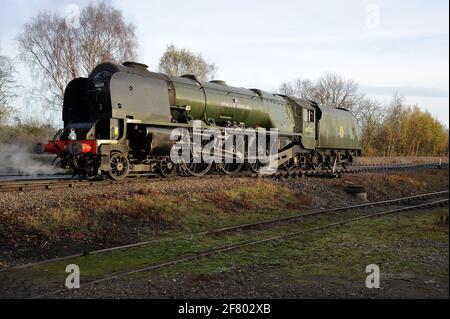 'Duchess of Sutherland' auf dem Schuppen in Butterley. Stockfoto