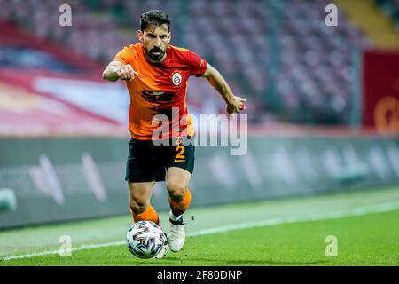 ISTANBUL, NIEDERLANDE - 10. APRIL: Sener Ozbayrakli von Galatasaray während des Super Lig-Spiels zwischen Galatasaray SK und Fatih Karagumruk im Stadion Turk Telekom Stadyumu am 10. April 2021 in Istanbul, Niederlande (Foto von /Orange Picles) Stockfoto