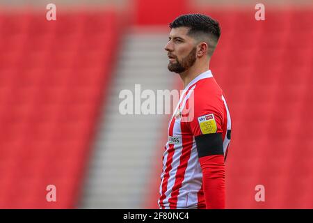 Sunderland, Großbritannien. April 2021. Jordan Jones #27 von Sunderland während des Spiels in Sunderland, Großbritannien am 4/10/2021. (Foto von Iam Burn/News Images/Sipa USA) Quelle: SIPA USA/Alamy Live News Stockfoto