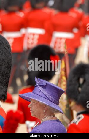 HRH die Königin bei Trooping the Colour am 17. Juni 2006 Stockfoto