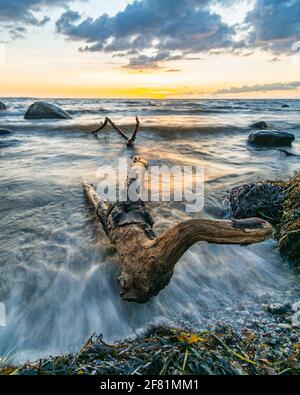 Sonnenuntergang am Strand der Ostseeinsel Poel. Stockfoto