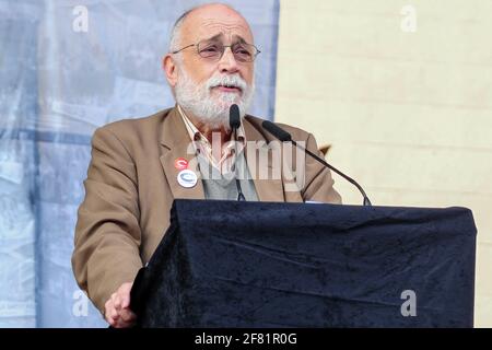 Barcelona, Spanien. April 2020. Der spanische Ökonom Arcadi Oliveres spricht während einer Zeremonie über den Konstituierenden Prozess. (Foto von Ramon Costa/SOPA Images/Sipa USA) Quelle: SIPA USA/Alamy Live News Stockfoto