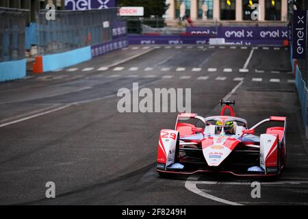 Circuito Cittadino dell'EUR, Rom, Italien. April 2021. #29 Alexander Sims (GBR) - Mahindra Racing während des ePrix von Rom 2021, 3. Lauf der Formel-E-Weltmeisterschaft 2020-21, Formel E - Foto Daniele Nicli/LM Credit: Live Media Publishing Group/Alamy Live News Stockfoto