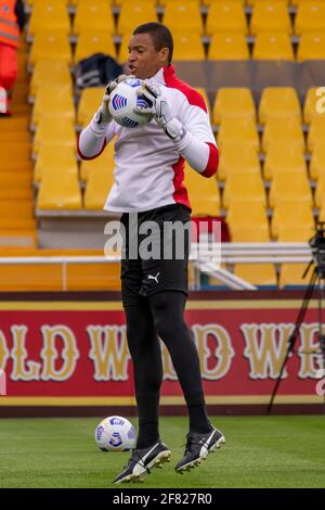 Nelson Dida Torwarttrainer (Mailand) beim italienischen Spiel „Serie A“ zwischen Parma 1-3 Mailand im Ennio Tardini Stadium am 10. April 2021 in Parma, Italien. Quelle: Maurizio Borsari/AFLO/Alamy Live News Stockfoto