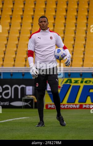 Nelson Dida Torwarttrainer (Mailand) beim italienischen Spiel „Serie A“ zwischen Parma 1-3 Mailand im Ennio Tardini Stadium am 10. April 2021 in Parma, Italien. Quelle: Maurizio Borsari/AFLO/Alamy Live News Stockfoto