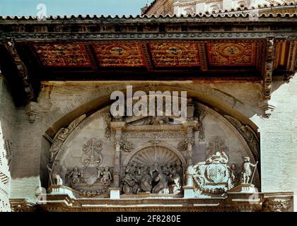 Las MEJORES SUPERIOR DE LA PORTADA RETABLO DE LA COLEGIATA DE SANTA MARIA LA MAYOR DE CALATAYUD - SIGLO XVI-ESTILO PLATERESCO. Autor: Juan Talavera. Lage: COLEGIATA DE SANTA MARIA. CALATAYUD. Saragossa Zaragoza. Spanien. Stockfoto